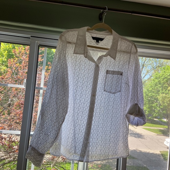 Tommy Hilfiger Button-Down Top - Picture 5 of 7